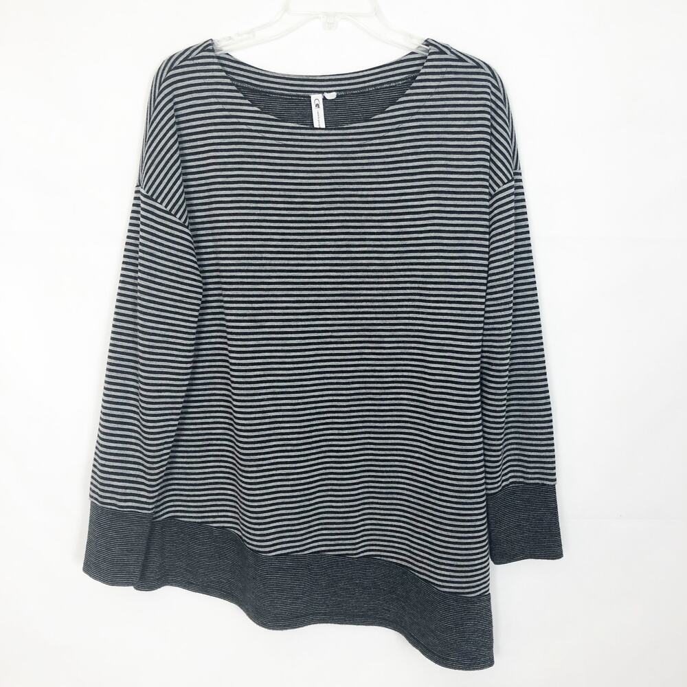 Cable & Gauge Striped Asymmetrical Sweater Size Large